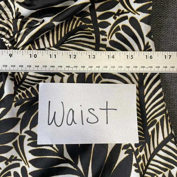 Avec Les Filles Halter Midi Dress Palm Leaf Tropical Size 10 Satin Black Gold - Picture 8 of 13